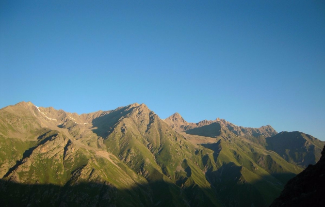 Поход из Ахсау в В.Балкарию. Творческий отчёт. (Горный туризм)