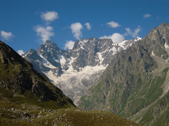 Поход из Ахсау в В.Балкарию. Творческий отчёт. (Горный туризм)