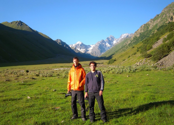 Поход из Ахсау в В.Балкарию. Творческий отчёт. (Горный туризм)