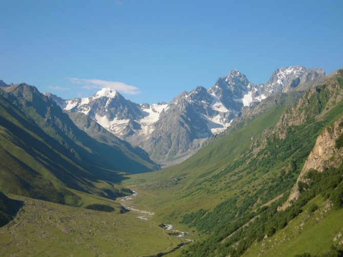Поход из Ахсау в В.Балкарию. Творческий отчёт. (Горный туризм)