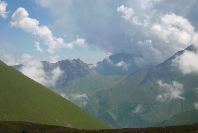 Поход из Ахсау в В.Балкарию. Творческий отчёт. (Горный туризм)