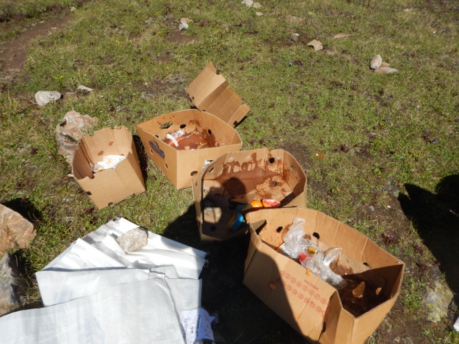 Сохраним горы в чистоте: уборка мусора после ADIDAS ELBRUS WORLD RACE (эльбрус)