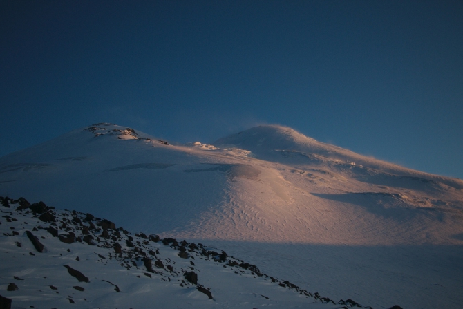 Опять 25: нужен совет по формированию одежды для альпинизма (Горный туризм, снаряжение, куртка, одежда, верхний слой)