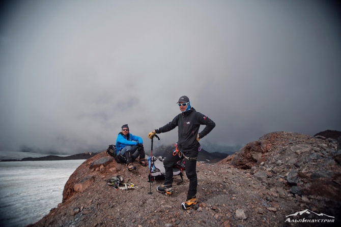 Восхождение на Эльбрус с Севера: рассказ о первой вершине (Альпинизм)