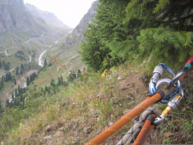 Особенности национального альпинизма в Туюк-Су.