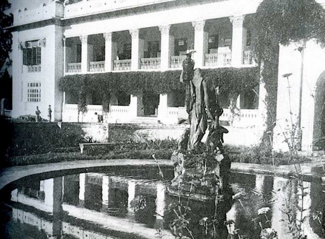 Тигр на завтрак. Борис Лисаневич - одессит из Катманду. (Путешествия, непал)