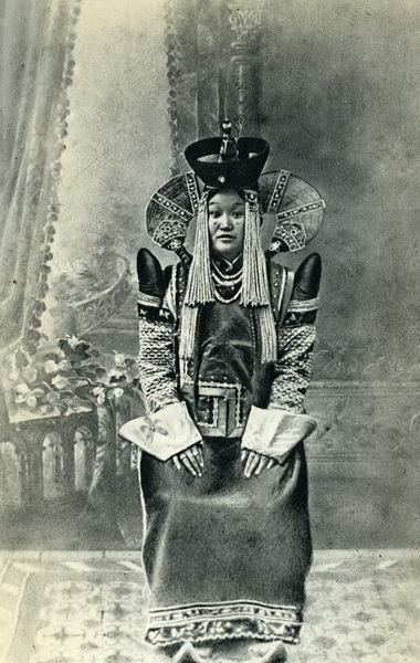 Тайна пещеры Мата-таш. В стихах, с подлинными фото и картой пещеры, где зарыты сокровища. (Путешествия, блещунов, ранг куль, памир)