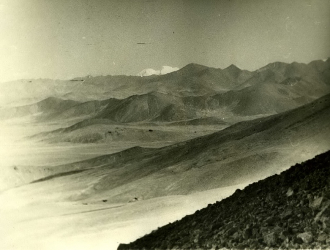 Тайна пещеры Мата-таш. В стихах, с подлинными фото и картой пещеры, где зарыты сокровища. (Путешествия, блещунов, ранг куль, памир)