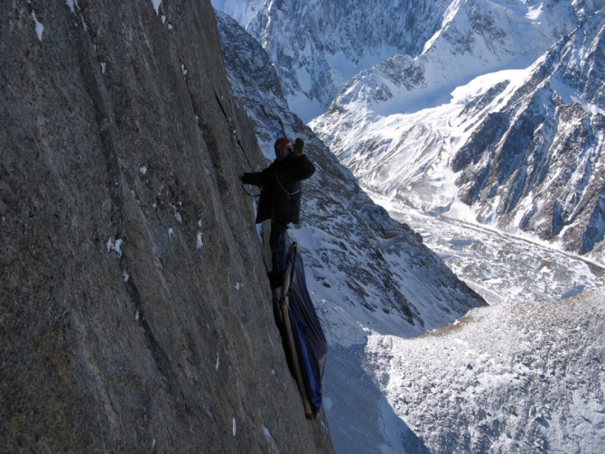 Номинанты "Хрустального Пика": 4810 от Красноярской команды. Владимир Гунько (Альпинизм, хрустальный пик, события, риск.ру, risk.ru, горы)