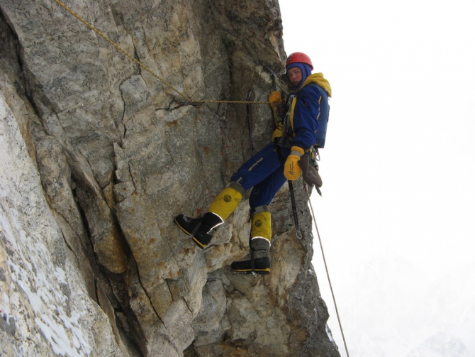 Номинанты "Хрустального Пика": 4810 от Красноярской команды. Владимир Гунько (Альпинизм, хрустальный пик, события, риск.ру, risk.ru, горы)