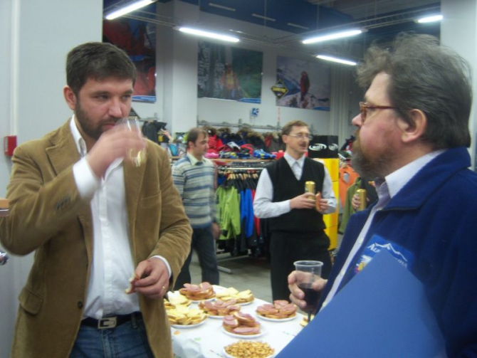 Два полюса: Матвей Шпаро - экспедиция на Северный полюс, Александр Абрамов - на Южный. (Альпинизм, клуб 7 вершин, баск, кофанов, антарктида)