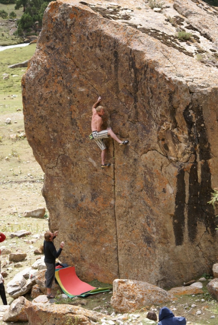 Номинанты "Хрустального Пика": Аксу по маршруту Могилы. Денис Веретенин (Альпинизм, события, хрустальный пик, риск.ру, risk.ru, горы)