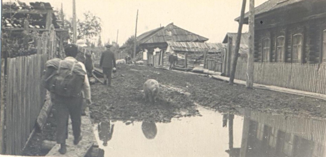 САЯНЫ (ретро, Путешествия, большой агул, агульское озеро, гутара)