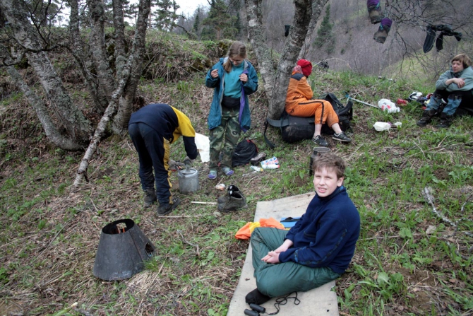 Майский Кавказ - очаровательный и гуманный. (Альпинизм, поход на май, майские праздники, тхач, агиге, псебай)