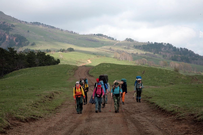 Майский Кавказ - очаровательный и гуманный. (Альпинизм, поход на май, майские праздники, тхач, агиге, псебай)