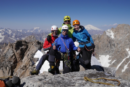 Адыр Су 2016, сборы и северная стена Чегема. (Альпинизм, ФА СПб, политехник, уллу тау)