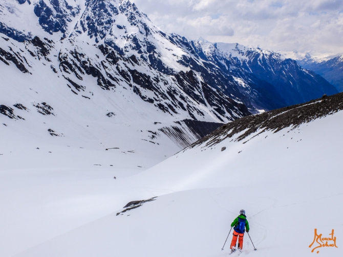 Беккантри лагерь Зеленая гостиница. (Ски-тур, скитур, приэльбрусте, адыл-су, адыр-су, веденин)