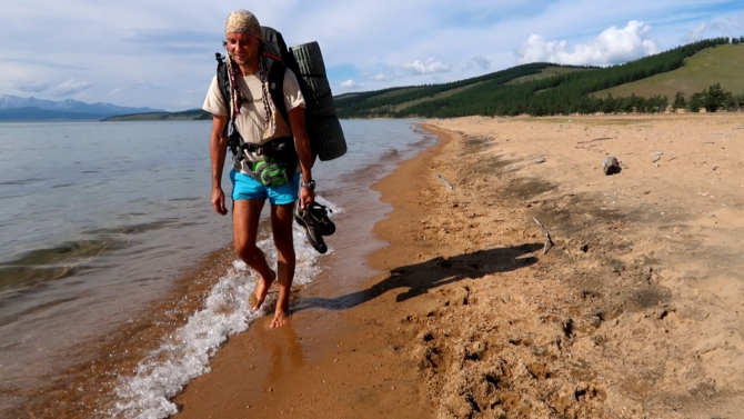 Часть 2. Разгадка тайны затонувшей колонны бронетехники. Через дебри дикого леса. Пешком вокруг Хубсугула. Поход в 400 километров. (Путешествия, монголия, Рудольф Кавчик, вокруг Хубсугула пешком)