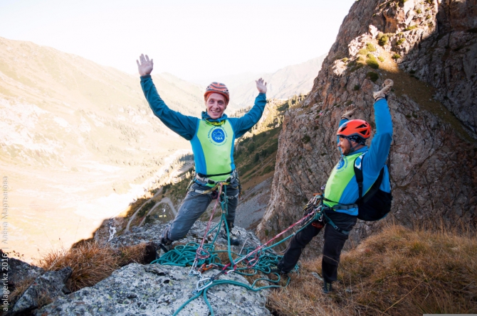 Чемпионат мира по альпинизму в Туюк-Су: зацепки отламываются (альпинисты, горы, скалы, соревнования)