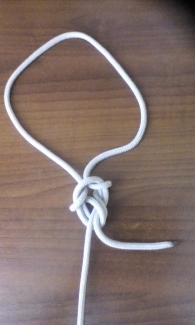 Требуется технический совет малоопытному любителю верёвочных узлов.