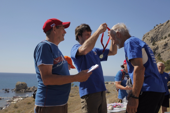 «Чемпионат ветеранов альпинизма и скалолазания» и первый «Чемпионат России среди ветеранов в скальном классе» в Судаке. Крым.