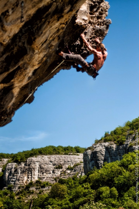 V ежегодный семинар по подготовке спортивных скалолазных маршрутов в Крыму. (Скалолазание, BahchiCamp, альпиндустрия, petzl, бахчисарай, climbing, crimea)