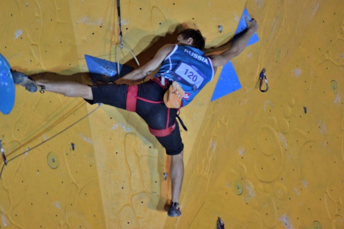 Дмитрий ФАКИРЬЯНОВ: «Спасибо моим родителям, моей девушке и моему тренеру» (Скалолазание, свердловская область, скалолазание, екатеринбург, УрФУ, арко, италия, дмитрий шарафутдинов, татьяна семкина, павел самойлин)