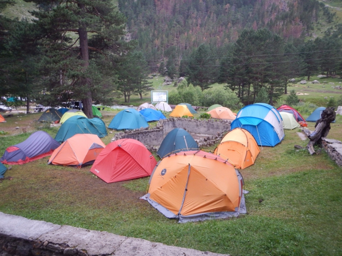 Узункол 2016. Сборы Федерации альпинизма Краснодарского края и альпклуба "Штурм". (факк, кирпич)