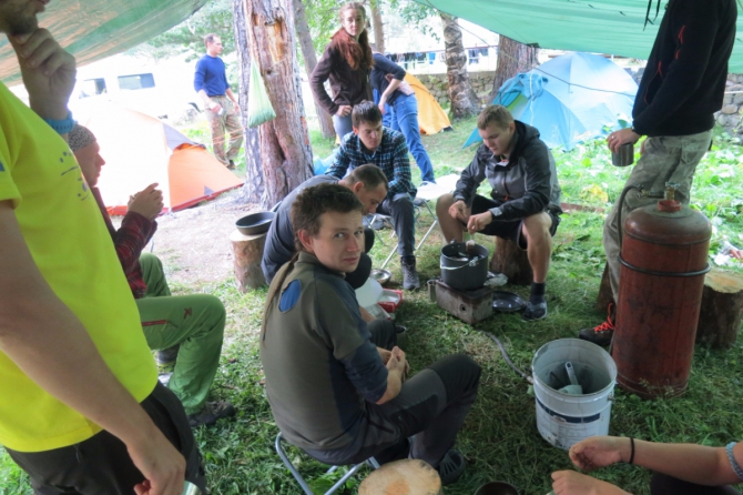 Узункол 2016. Сборы Федерации альпинизма Краснодарского края и альпклуба "Штурм". (факк, кирпич)