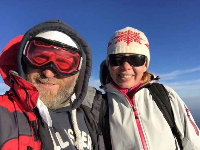 Высотная болезнь и вверх таких не берут (Альпинизм, эльбрус, восхождение, гипоксия, порядочность)