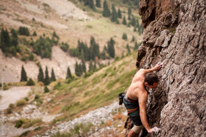 Загадки чемпионата мира по альпинизму в Туюк-Су (альпинисты, соревнования, горы, скалы)