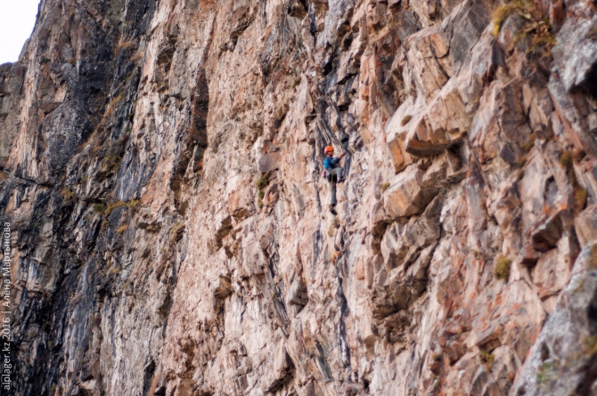Загадки чемпионата мира по альпинизму в Туюк-Су (альпинисты, соревнования, горы, скалы)