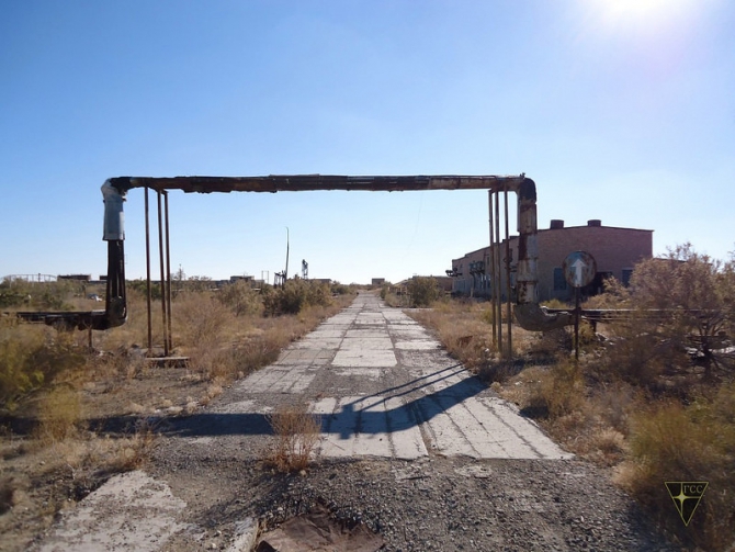 Добро пожаловать на остров Возрождения! (Часть 2. Полигон "Бархан": Аральск-7 и ПНИЛ-52, Туризм, Аральское море, полигон Бархан)