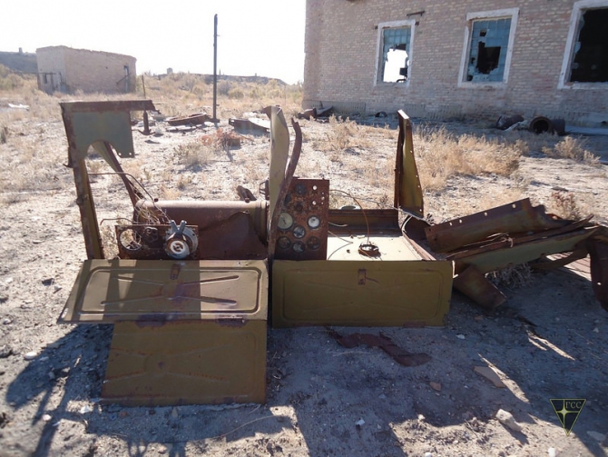 Добро пожаловать на остров Возрождения! (Часть 2. Полигон "Бархан": Аральск-7 и ПНИЛ-52, Туризм, Аральское море, полигон Бархан)