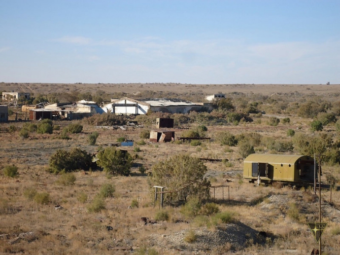 Добро пожаловать на остров Возрождения! (Часть 2. Полигон "Бархан": Аральск-7 и ПНИЛ-52, Туризм, Аральское море, полигон Бархан)