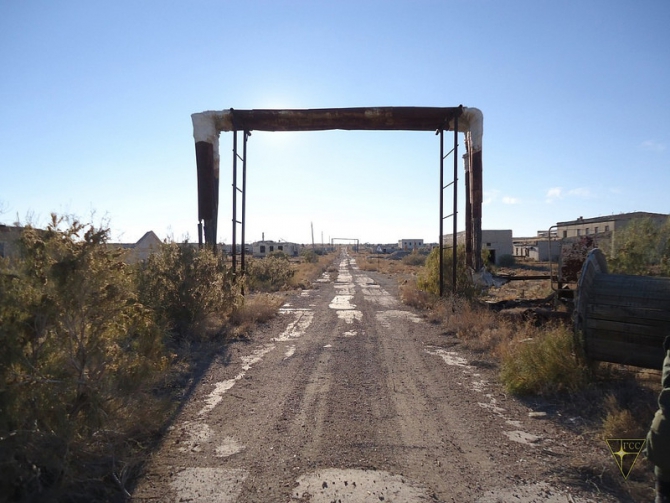 Добро пожаловать на остров Возрождения! (Часть 2. Полигон "Бархан": Аральск-7 и ПНИЛ-52, Туризм, Аральское море, полигон Бархан)