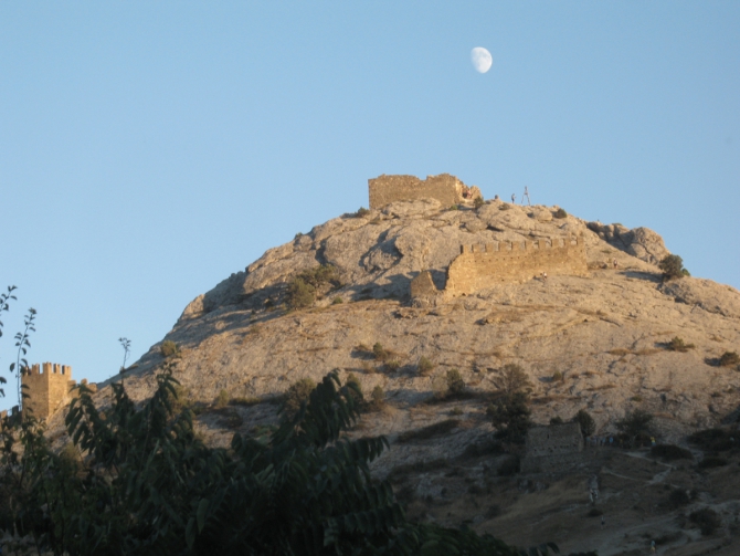 Сентябрь. Крым. Судак. Вспоминая Международный Чемпионат ветеранов альпинизма...