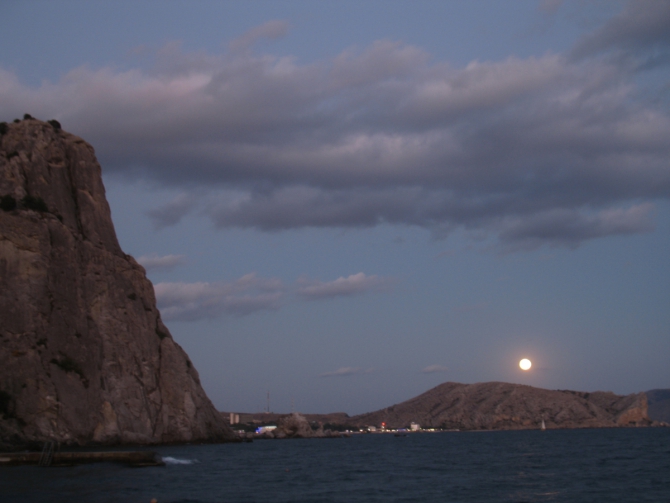 Сентябрь. Крым. Судак. Вспоминая Международный Чемпионат ветеранов альпинизма...