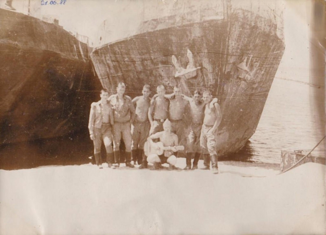 Добро пожаловать на остров Возрождения! (Часть 3. Брошенные корабли. Возвращение домой, Туризм, Аральское море, Аральск-7, полигон Бархан)