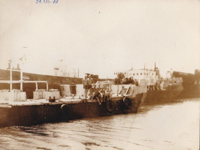 Добро пожаловать на остров Возрождения! (Часть 3. Брошенные корабли. Возвращение домой, Туризм, Аральское море, Аральск-7, полигон Бархан)