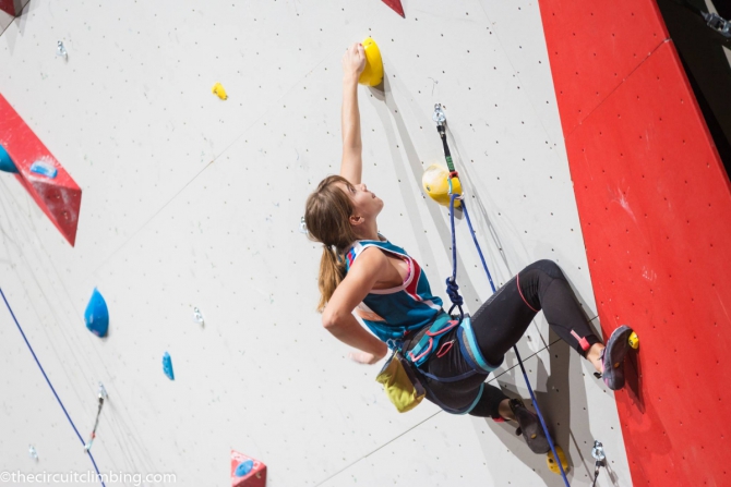 Юлия ПАНТЕЛЕЕВА: «Лаймстоун - единственный зал, где собраны всевозможные рельефы» (Скалолазание, москва, кубок россии, скалолазание, боулдеринг, Приз памяти А. Бычкова, свердловская область)