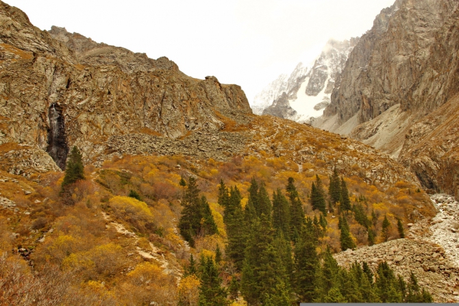 Ала-Арча. Осенние мотивы (Туризм, киргизия, фотоотчет)