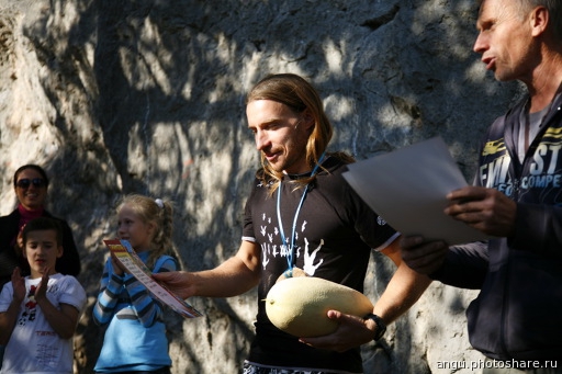 СОРОК МЕТРОВ 6с+ БЕЗ ВЕРЕВКИ И ШЛЯМБУРОВ АБСОЛЮТНО БЕЗОПАСНО (Скалолазание)