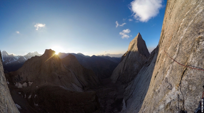 на Кыркчилту по Дэви (2-е прохождение, Альпинизм, каравшин, 6б, питер)