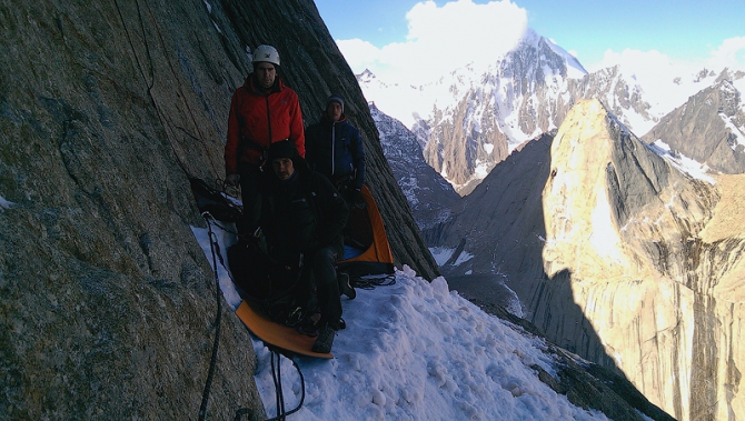 на Кыркчилту по Дэви (2-е прохождение, Альпинизм, каравшин, 6б, питер)