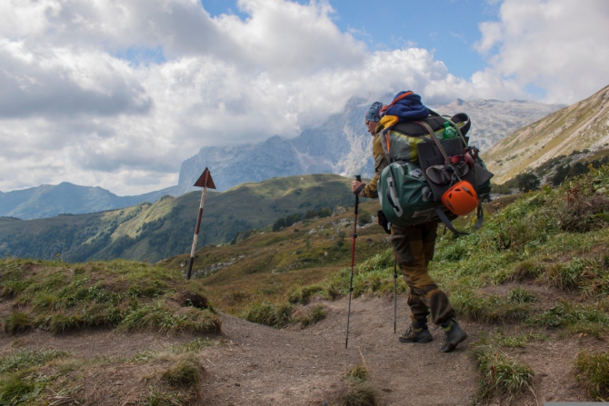 Как блогеры в поход ходили (Горный туризм, блогер под рюкзаком, горы, горный туризм, безопасность в горах, маршрут №30)