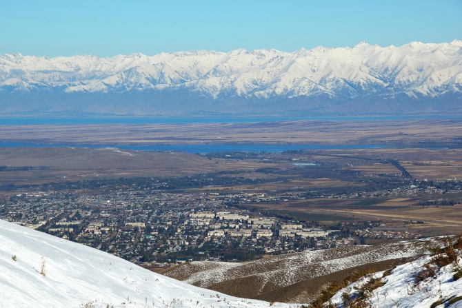 Зимний горный велосезон (киргизия, каракол, зима)