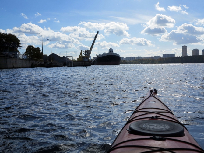 Золотая осень на Москве-реке: каяк-путешествие в мегаполисе (Вода, сияки, каякинг, москва-река, выходные)