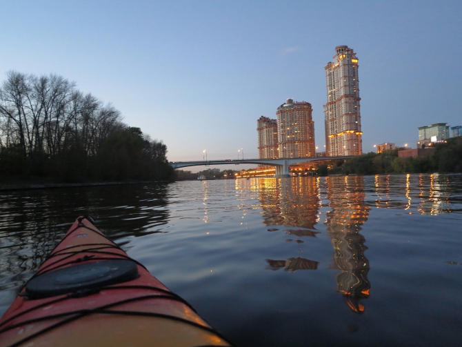 Золотая осень на Москве-реке: каяк-путешествие в мегаполисе (Вода, сияки, каякинг, москва-река, выходные)
