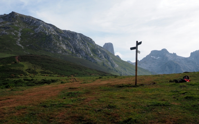 Naranjo de Bulnes. Pilar del Cantabrico.Часть 2. (Альпинизм, альпинизм, новости, отчет, испания, девушки, чибиток, коптева, петрова)